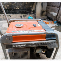 4.5 Big Generator With Kickstart, Though Battery Is Bad