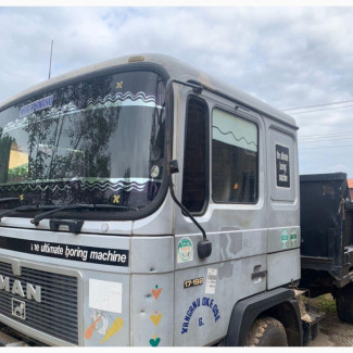 Man Frost Tipper