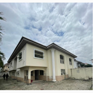 5bdrm Duplex in Off Admiralty Way, Lekki Phase 1 for Rent