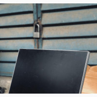 HP Elitedisplay E233