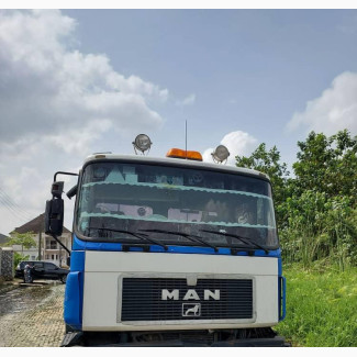Man TGA 1997 Blue Heavy-Duty Truck