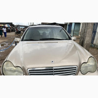 Mercedes-Benz C320 2004 Gold