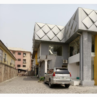 A 31 Square Meters Shop in Lekki Phase 1 to Let