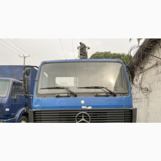 Mercedes Manlift Truck for Sale
