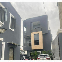 Coscharis, Ajah: Furnished 5bdrm Duplex for Sale