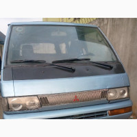 Toyota HiAce 2002 Blue