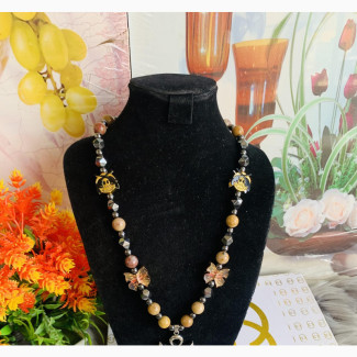 Trendy Unique Neckpiece