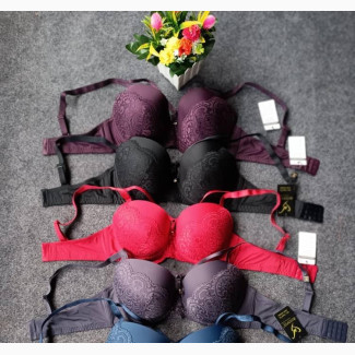 Single Padded Front Crossing Bra