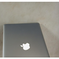 Laptop Apple MacBook Pro 2010 4GB Intel HDD 500GB