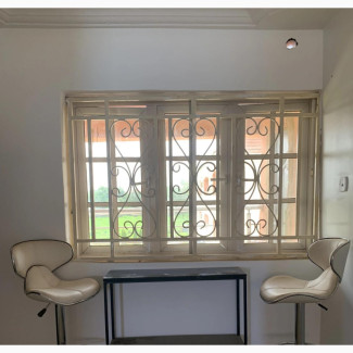 White Bar Stool Chairs