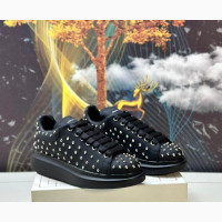Alexander McQueen Sneakers’ Black Now in Store