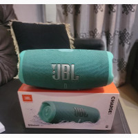 Clean Open Box JBL Charge 5 Is Available