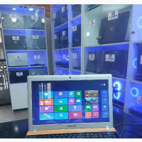 Laptop Samsung RV520 4GB Intel Core I3 HDD 256GB