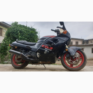 Honda CBR 2000 Red