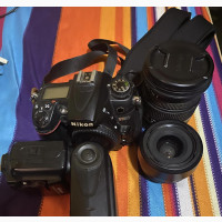 Nikon D7000 Camera with Sigma Lens and Speed Light