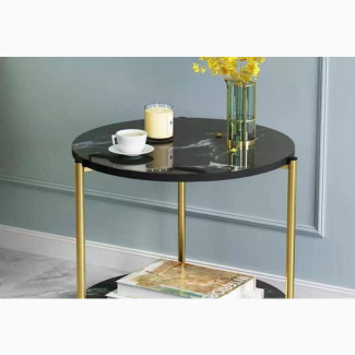 Neat and Portable Corner Table