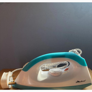 Emouliness Dry Iron