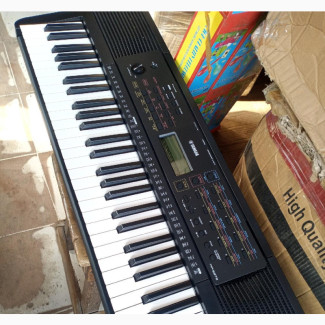 PSR E273 Keyboard