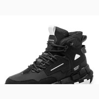 Fashionable High-Top Sneaker for Sale