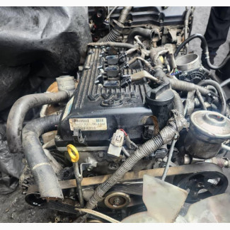 Toyota 2tr Hilux Engine