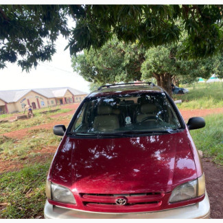 Toyota Sienna 2000