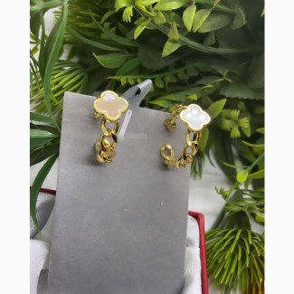 Stunning Gold Earrings for Women