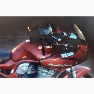Suzuki Bandit 2002 Red
