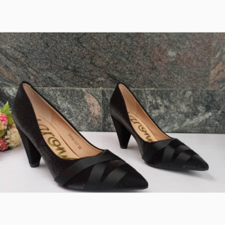 Moderate Heel Covered Shoe