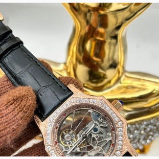 Original CARTIER MECHANICAL Leather Strap Available in Store