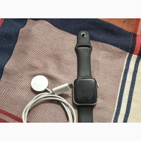 Apple Series 5 and Original Charger