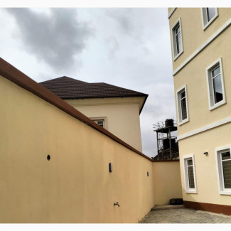 3bdrm Block of Flats in Millennium Estate, Millenuim/UPS for sale
