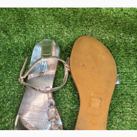 Stylish Silver Sandals - Durable and Beautiful