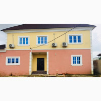 5bdrm Duplex in Erunwe Estate for Sale