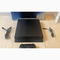 Ps4 With Pre-Installed Game
