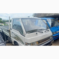 Mitsubishi Pickup, Petrol Engine, Manual Drive