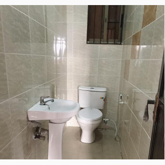 2bdrm Block of Flats in Oniru Estate, Lekki Phase 1 for sale