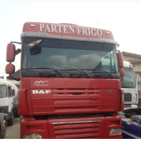 Red Tokunbo DAF Xf 105 Trailer Head
