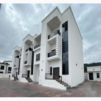 Furnished 4bdrm Townhouse / Terrace in Diamond Estate Gra, Enugu