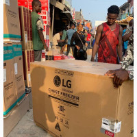 Lg Chest Freezers 450 LTRS