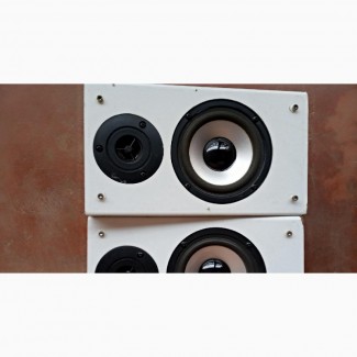 Studio Monitor