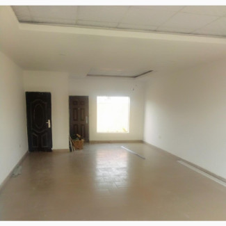 Shop/Showroom/Pick Up Space Available for Rent
