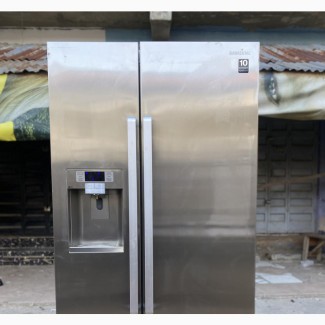 Samsung Side-by-Side Refrigerator with Ice Maker - Silver