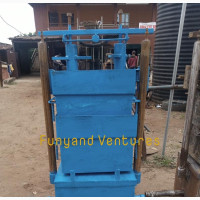 Block Moulding Mackine