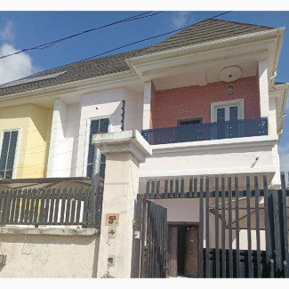 A 4 Bedroom Duplex for Commercial Use