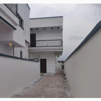 4bdrm Duplex in Oshorun Heritage for sale