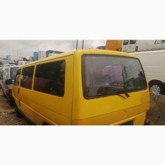 Volkswagen Transporter 1991 Yellow