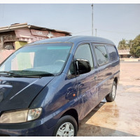 Hyundai H-100 2003 Blue
