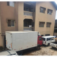 Truck Available for Hullage 7.5 Tons