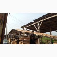 Hard Wood for Roofing Is Available in Large Quantities