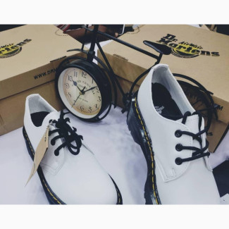 Dr Martens Classic Leather Shoes